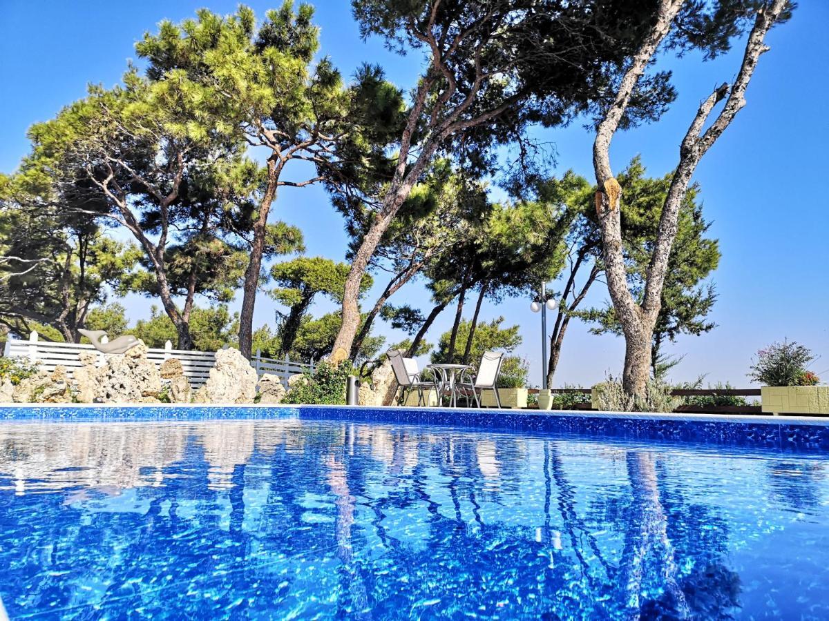 Louis Luxury Villa By Living In Blue Koskinou  외부 사진