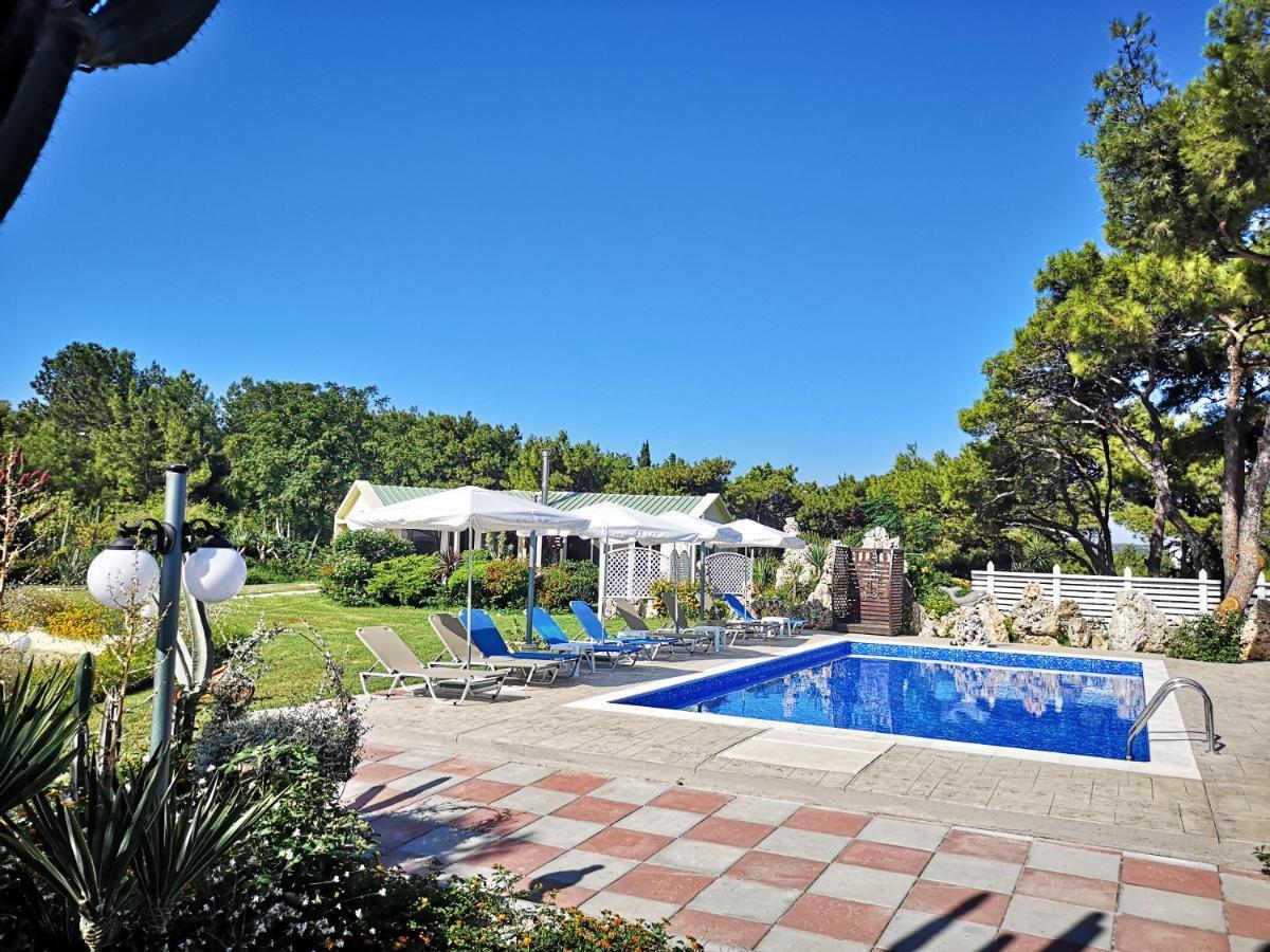 Louis Luxury Villa By Living In Blue Koskinou  외부 사진