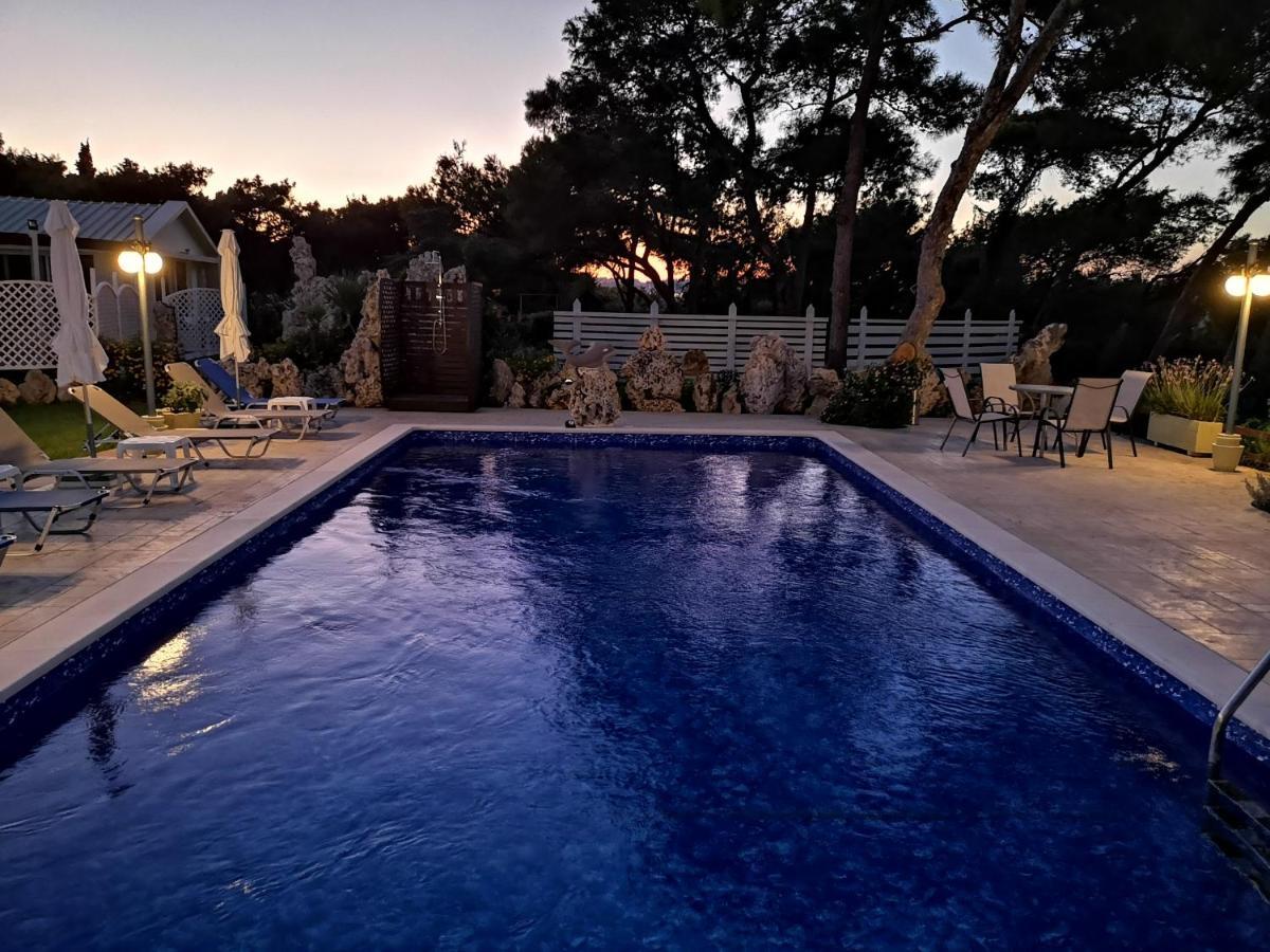 Louis Luxury Villa By Living In Blue Koskinou  외부 사진